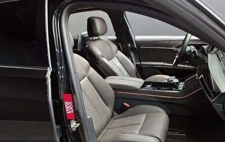 Audi A8, 2022 год, 8 030 000 рублей, 6 фотография