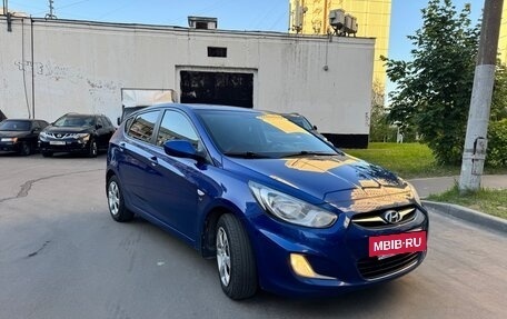 Hyundai Solaris II рестайлинг, 2011 год, 775 000 рублей, 3 фотография