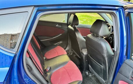 Hyundai Solaris II рестайлинг, 2011 год, 775 000 рублей, 13 фотография