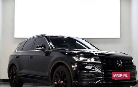 Volkswagen Touareg III, 2021 год, 4 220 000 рублей, 2 фотография
