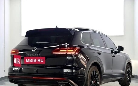 Volkswagen Touareg III, 2021 год, 4 220 000 рублей, 3 фотография