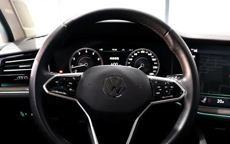 Volkswagen Touareg III, 2021 год, 4 220 000 рублей, 14 фотография