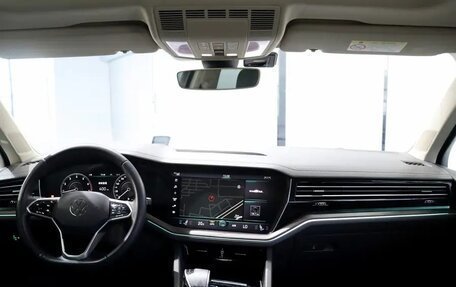 Volkswagen Touareg III, 2021 год, 4 220 000 рублей, 12 фотография