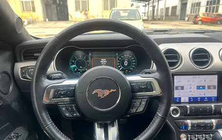 Ford Mustang VI рестайлинг, 2021 год, 3 415 333 рублей, 8 фотография