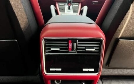 Porsche Cayenne III, 2022 год, 8 540 030 рублей, 10 фотография