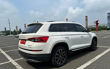 Skoda Kodiaq I, 2022 год, 2 420 001 рублей, 4 фотография