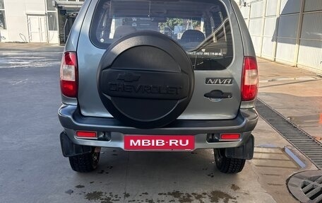 Chevrolet Niva I рестайлинг, 2006 год, 370 000 рублей, 2 фотография