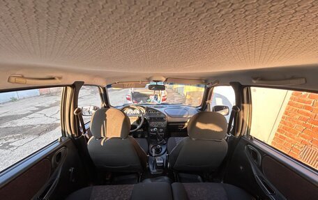Chevrolet Niva I рестайлинг, 2006 год, 370 000 рублей, 6 фотография