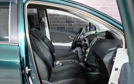Toyota Yaris III рестайлинг, 2006 год, 570 000 рублей, 10 фотография