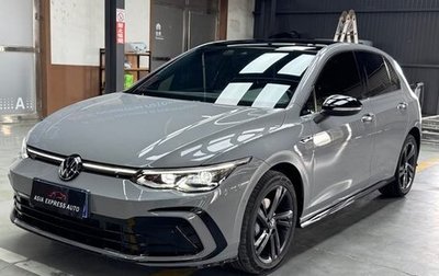 Volkswagen Golf VIII, 2022 год, 1 760 690 рублей, 1 фотография
