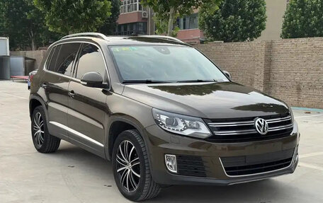 Volkswagen Tiguan I, 2015 год, 1 799 055 рублей, 3 фотография