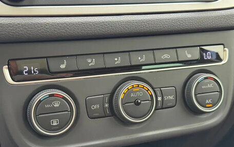 Volkswagen Tiguan I, 2015 год, 1 799 055 рублей, 16 фотография
