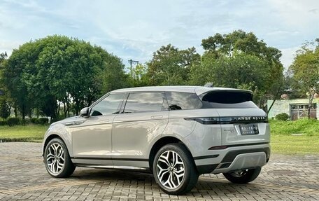 Land Rover Range Rover Evoque II, 2022 год, 3 080 000 рублей, 6 фотография