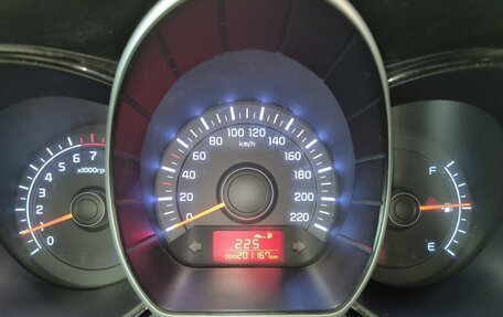 KIA Rio III рестайлинг, 2012 год, 650 000 рублей, 16 фотография