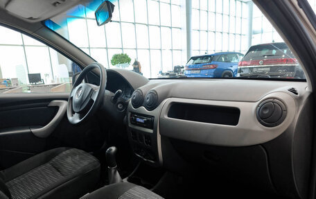 Renault Sandero I, 2013 год, 599 000 рублей, 13 фотография