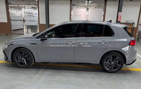 Volkswagen Golf VIII, 2022 год, 1 760 690 рублей, 3 фотография