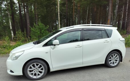 Toyota Verso I, 2012 год, 1 300 000 рублей, 6 фотография