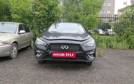 Infiniti Q50 I рестайлинг, 2017 год, 750 000 рублей, 3 фотография