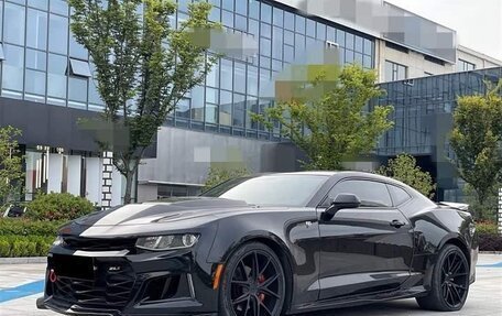 Chevrolet Camaro VI, 2017 год, 2 350 000 рублей, 2 фотография