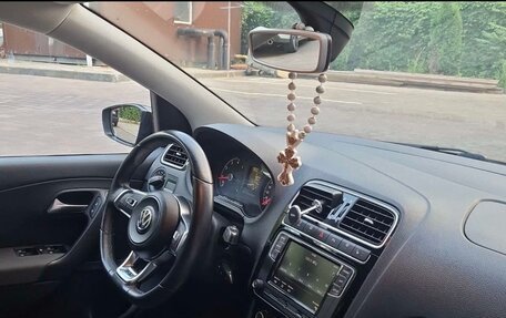 Volkswagen Polo VI (EU Market), 2017 год, 850 000 рублей, 5 фотография