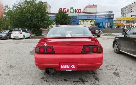 Nissan Skyline, 1986 год, 450 000 рублей, 4 фотография