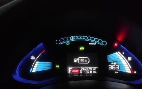 Nissan Leaf I, 2014 год, 1 100 000 рублей, 2 фотография