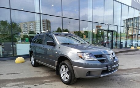 Mitsubishi Outlander III рестайлинг 3, 2003 год, 550 000 рублей, 3 фотография