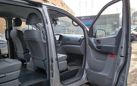 Hyundai Grand Starex Grand Starex I рестайлинг 2, 2020 год, 4 150 000 рублей, 18 фотография