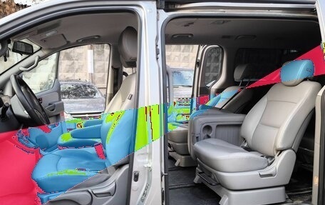 Hyundai Grand Starex Grand Starex I рестайлинг 2, 2020 год, 4 150 000 рублей, 14 фотография