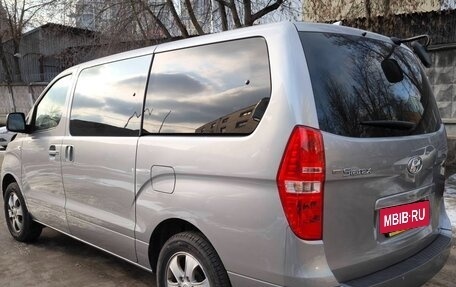 Hyundai Grand Starex Grand Starex I рестайлинг 2, 2020 год, 4 150 000 рублей, 21 фотография