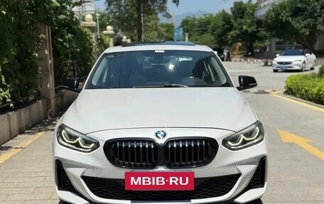 BMW 1 серия, 2021 год, 1 480 000 рублей, 2 фотография