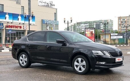 Skoda Octavia, 2019 год, 1 920 000 рублей, 8 фотография