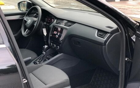 Skoda Octavia, 2019 год, 1 920 000 рублей, 18 фотография