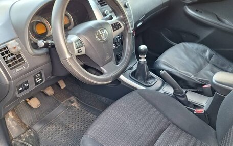 Toyota Corolla, 2010 год, 930 000 рублей, 10 фотография