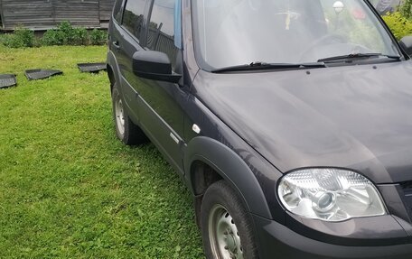 Chevrolet Niva I рестайлинг, 2013 год, 450 000 рублей, 4 фотография