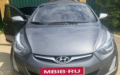 Hyundai Elantra V, 2015 год, 1 300 000 рублей, 2 фотография