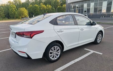 Hyundai Solaris II рестайлинг, 2018 год, 1 100 000 рублей, 7 фотография
