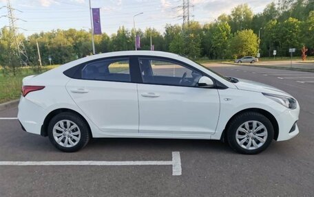Hyundai Solaris II рестайлинг, 2018 год, 1 100 000 рублей, 12 фотография