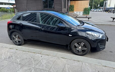 Hyundai i30 II рестайлинг, 2012 год, 950 000 рублей, 2 фотография