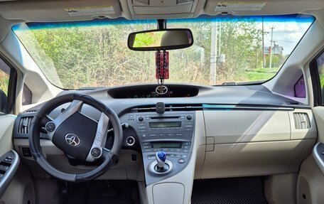 Toyota Prius, 2009 год, 1 100 000 рублей, 12 фотография