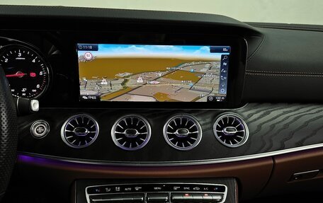 Mercedes-Benz E-Класс, 2018 год, 2 813 000 рублей, 16 фотография