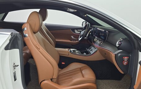 Mercedes-Benz E-Класс, 2019 год, 3 102 000 рублей, 5 фотография