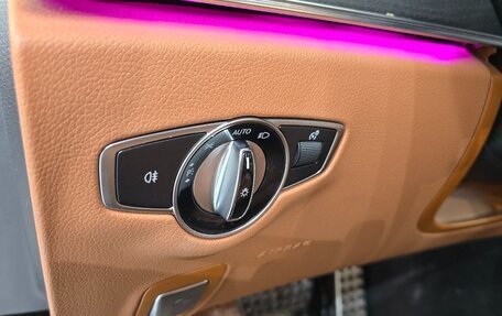 Mercedes-Benz E-Класс, 2019 год, 3 102 000 рублей, 12 фотография