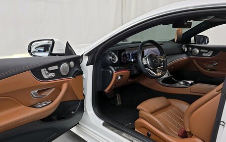 Mercedes-Benz E-Класс, 2018 год, 2 988 700 рублей, 11 фотография