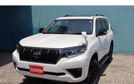 Toyota Land Cruiser Prado 150 рестайлинг 2, 2021 год, 3 800 000 рублей, 32 фотография
