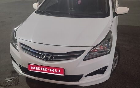 Hyundai Solaris II рестайлинг, 2016 год, 580 000 рублей, 4 фотография