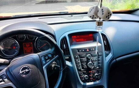 Opel Astra J, 2012 год, 630 000 рублей, 3 фотография