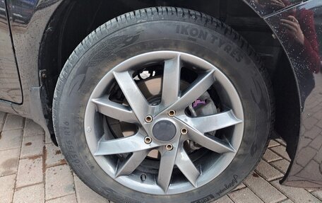 Toyota Corolla, 2011 год, 1 300 000 рублей, 6 фотография