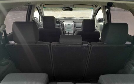 Toyota Corolla Verso I, 2005 год, 825 000 рублей, 19 фотография