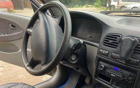 KIA Rio II, 2002 год, 145 000 рублей, 5 фотография